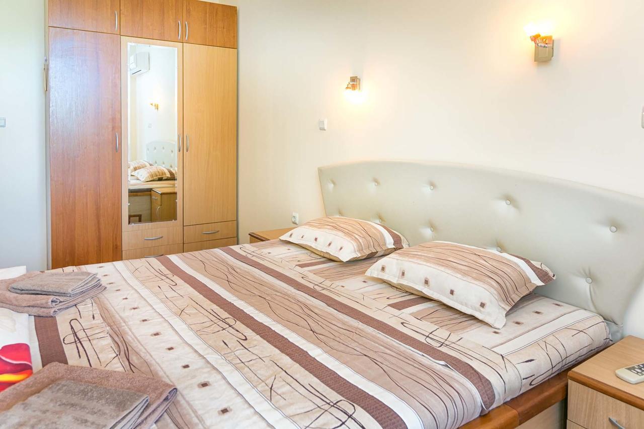 Apartments Yalta Sables d'or Extérieur photo